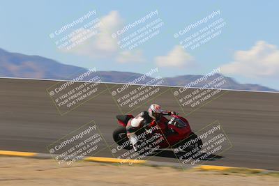 media/Oct-03-2022-Moto Forza (Mon) [[5f077a3730]]/Advanced Group/Session 2 (Bowl)/